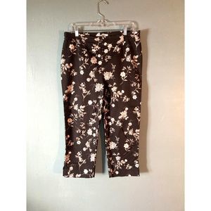 Tribal Stretch Extensible Pants Size 4 Capris Black Front